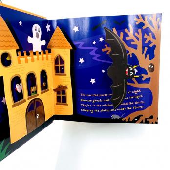 Haunted House картонная поп-ап книга на английском языке, книги про хэллоуин, Halloween Pop-Up купить на английском, книги на английском для детей, детские книжки про хэлоуин на английском, купить красивые поп-ап книги на английском для детей