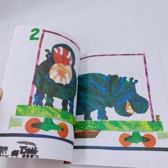 1, 2, 3 to the ZOO a counting book by ERIC CARLE книга на английском языке Эрик Карл купить книги для детей в магазине английских детских книг shopverashop, билингвальные книги английский с нуля