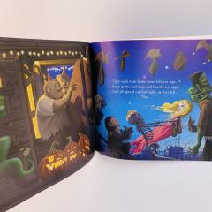 Halloween Night книга на английском языке для детей про Хэллоуин