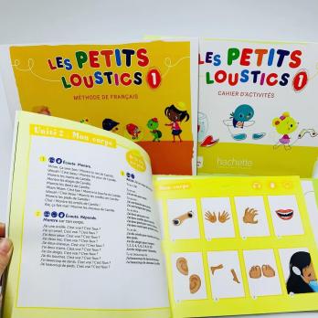 LES PETITS LOUSTICS 2 учебника и 2 задачника по французскому языку с озвучкой аудиоручкой