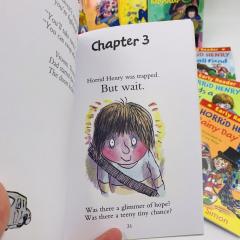 ужасный генри, книги про ужасного генри, horrid henry книги с озвучкой для детей на английском, английские книги купить в москве, детские английские книги про проказника генри, купить детскую литературу на английском, сборники английских книг детям