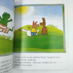 Купить книги Max Velthuijs про лягушку, Frog in Winter купить, Frog in Winter купить на английском, детские книги на английском, магазин английских книг для детей, детская литература на английском, книги на английском для самых маленьких