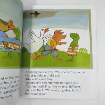 Купить книги Max Velthuijs про лягушку, Frog and the Stranger купить, Frog and the Stranger купить на английском, детские книги на английском, магазин английских книг для детей, детская литература на английском, книги на английском для самых маленьких