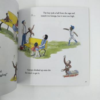 Curious George and the Firefighters книга на английском купить, Curious George купить, книги на английском для детей купить, сборник детских книг на английском, магазин английских книг, английская литература для детей