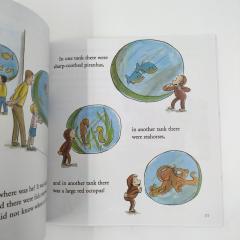 Curious George at the Aquarium книга на английском купить, Curious George купить, книги на английском для детей купить, сборник детских книг на английском, магазин английских книг, английская литература для детей