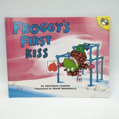 FROGGY's First Kiss книга на английском купить, FROGGY купить, книги на английском для детей купить, сборник детских книг на английском, магазин английских книг, английская литература для детей